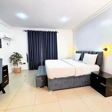 His Dulce Apartments Lagos Exterior photo